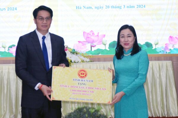 Tăng cường quan hệ hợp tác giữa hai tỉnh Hà Nam và U Đôm Xay của Lào