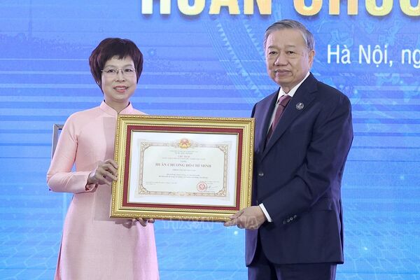 Tổng Bí thư Tô Lâm: Thông tấn xã Việt Nam tiếp tục khẳng định vai trò là cơ quan thông tin chiến lược, tin cậy của Đảng và Nhà nước