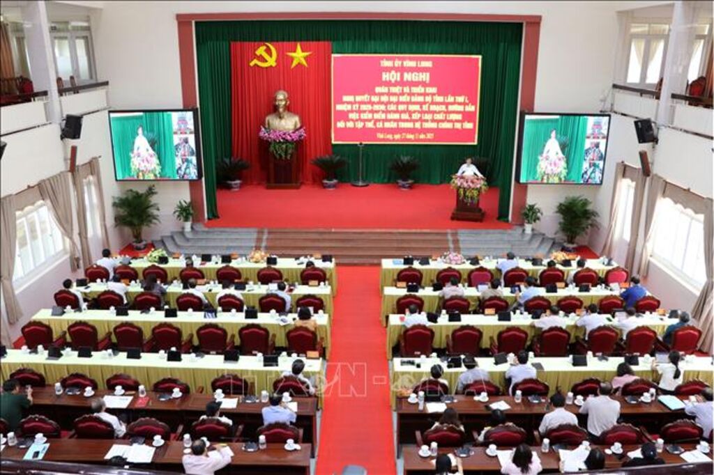 Hội nghị quán triệt Nghị quyết Đại hội tại Vĩnh Long