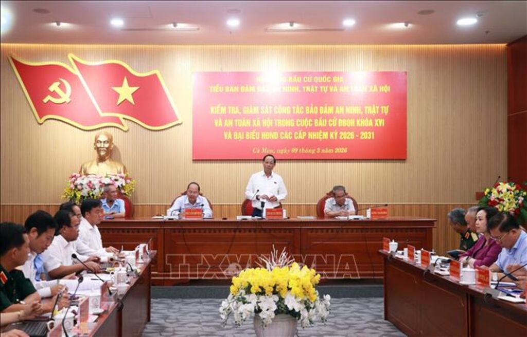 Quang cảnh buổi làm việc.&nbsp;